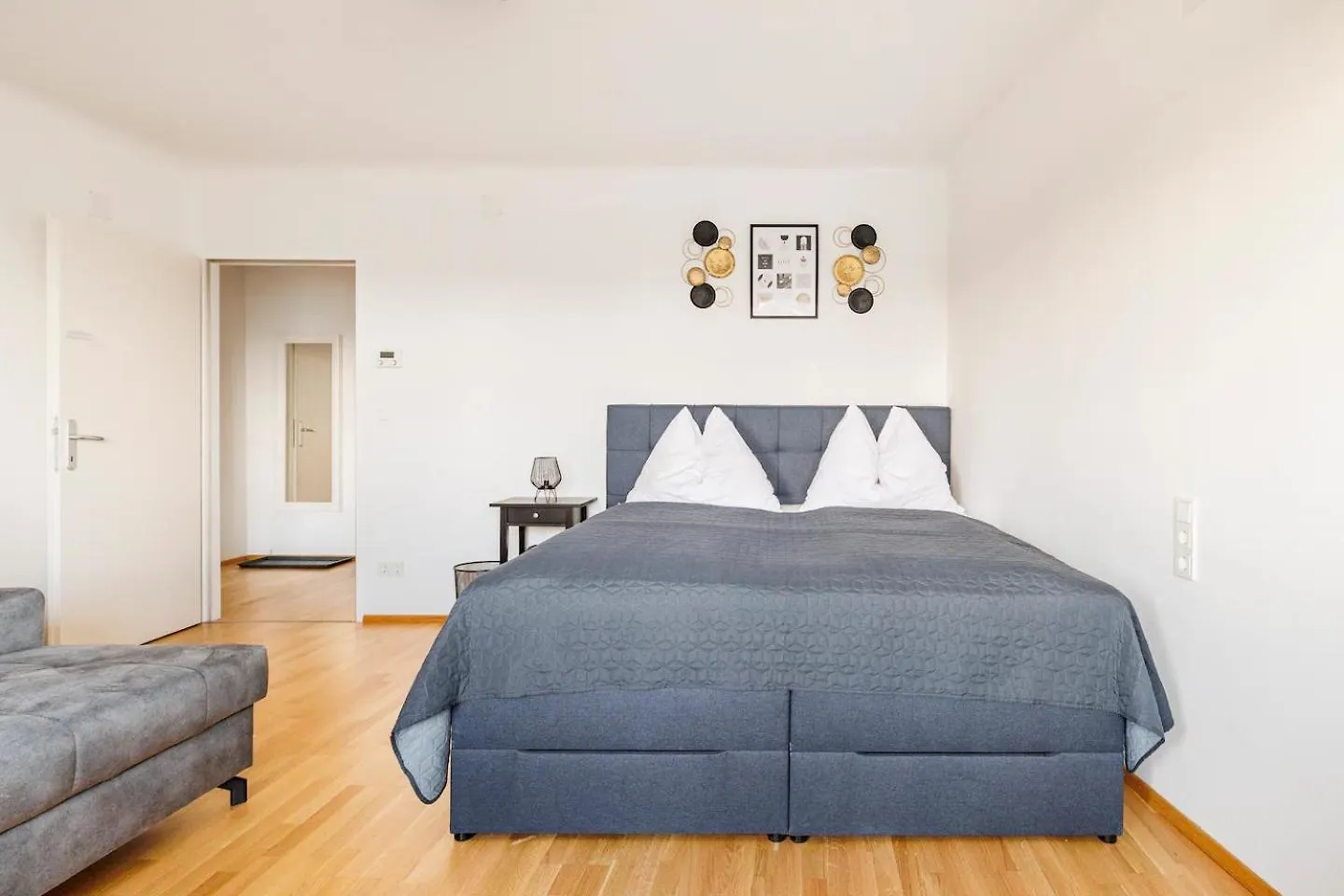 Eddie'S Premium & Sweet Home - Contactless Self-Check-In Vienna 0*,  Austria
